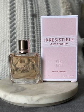 Givenchy - Irresistible Deluxe Mini